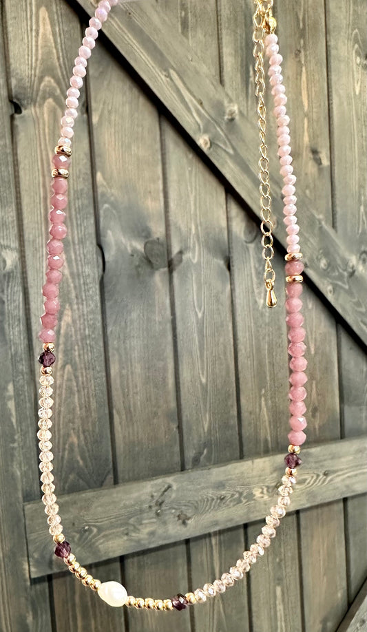 Cute pearl necklace